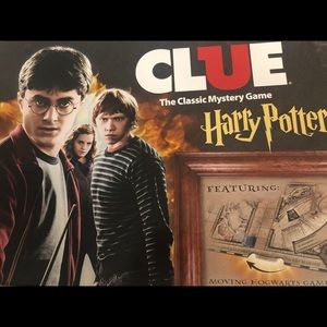 CLUE board Game - Harry Potter edition